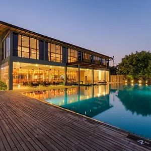 Hotell Regenta Arie Lagoon